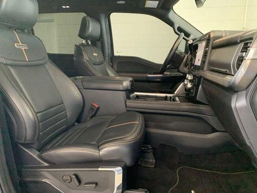 CARBONIZED GRAY 2024 Ford F-350 Platinum