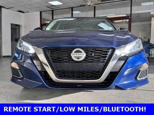 2021 Nissan Altima SR FWD
