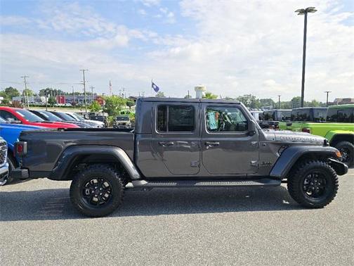 2025 Jeep Gladiator Sport