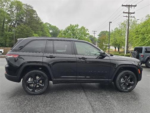 2025 Jeep Grand Cherokee Altitude