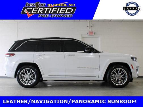 2022 Jeep Grand Cherokee Summit