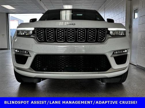 2022 Jeep Grand Cherokee Summit