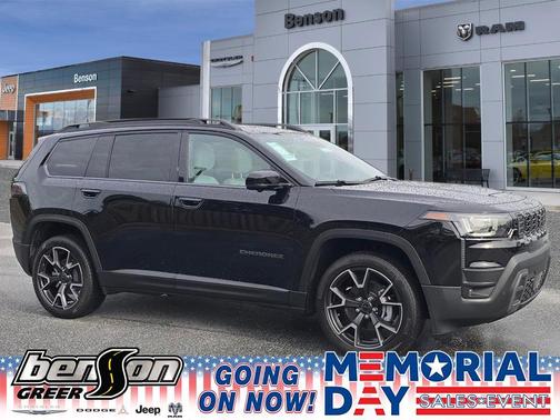 Diamond Black Crystal Pearlcoat 2026 Jeep Cherokee Overland