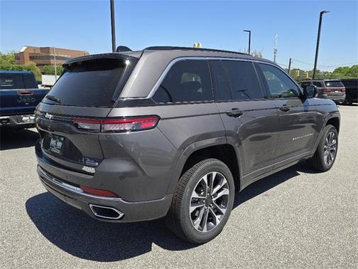 2025 Jeep Grand Cherokee Overland