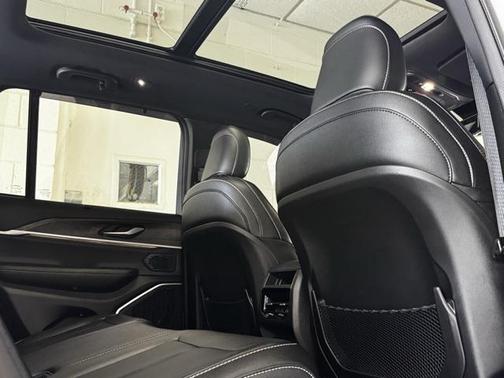 2024 Jeep Grand Cherokee Limited X