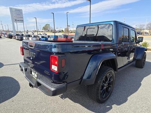 2025 Jeep Gladiator Nighthawk