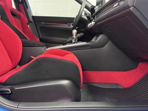 2025 Honda Civic Type R Base