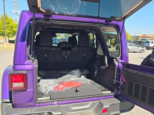 Reign 2026 Jeep Wrangler Sport