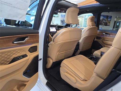 2025 Jeep Grand Cherokee L Summit Reserve