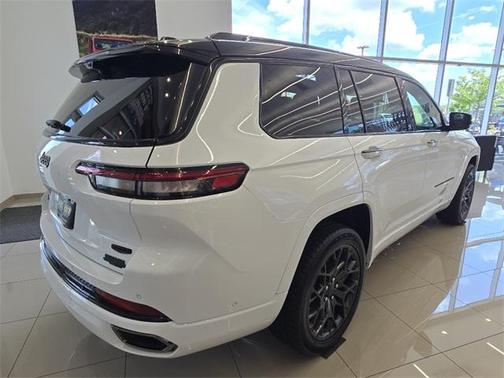 2025 Jeep Grand Cherokee L Summit Reserve