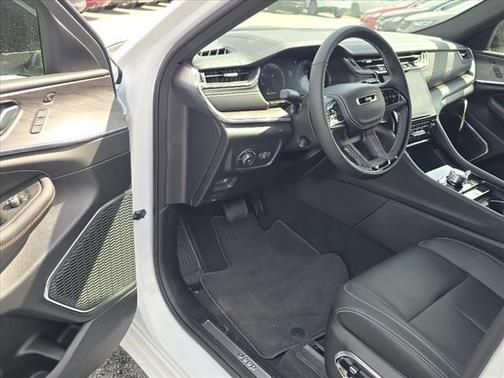 2025 Jeep Grand Cherokee Overland
