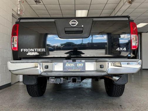 Super Black Clearcoat 2005 Nissan Frontier NISMO Off Road