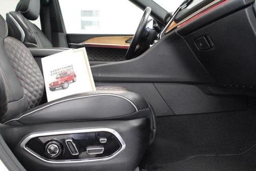 2022 Jeep Grand Cherokee 4xe Summit Reserve