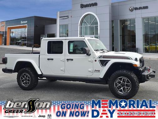 Bright White Clearcoat 2026 Jeep Gladiator Shadow Ops
