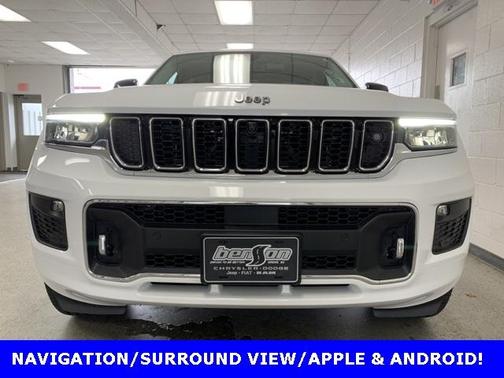 Photo 2 of 25 of 2022 Jeep Grand Cherokee L Overland