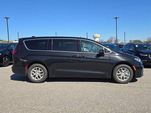 2026 Chrysler Pacifica L