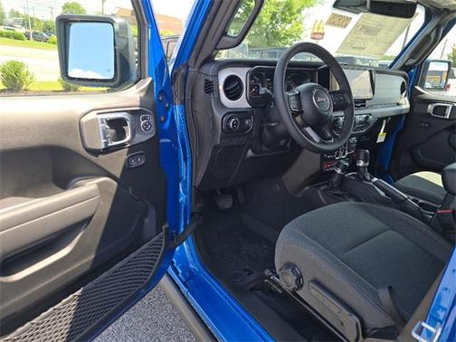 2025 Jeep Gladiator Willys