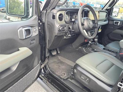 2026 Jeep Gladiator Mojave X 4x4