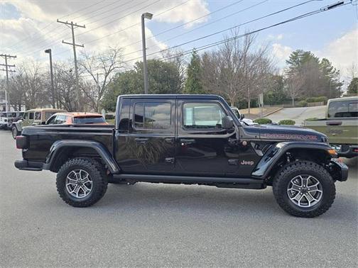 2026 Jeep Gladiator Mojave X 4x4