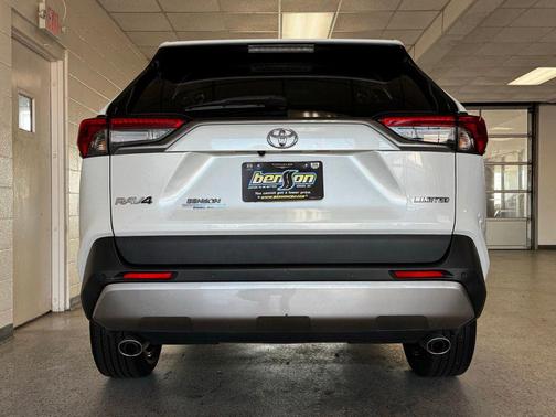 Wind Chill Pearl 2023 Toyota RAV4 Limited
