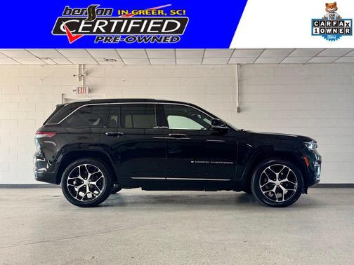 Diamond Black Crystal Pearlcoat 2023 Jeep Grand Cherokee 4xe Summit Reserve