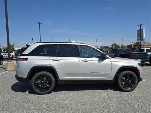 2025 Jeep Grand Cherokee Limited X