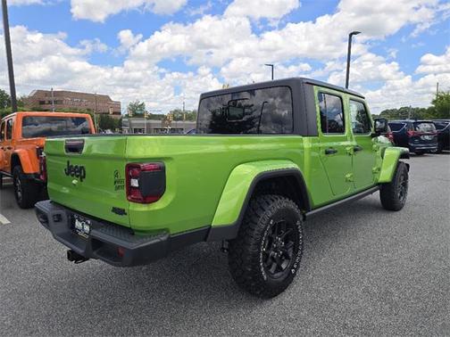 2025 Jeep Gladiator Willys