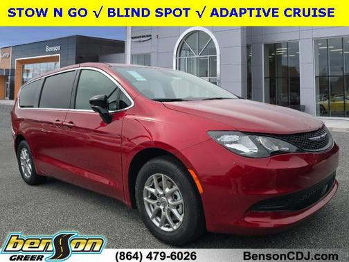 2025 Chrysler Voyager LX