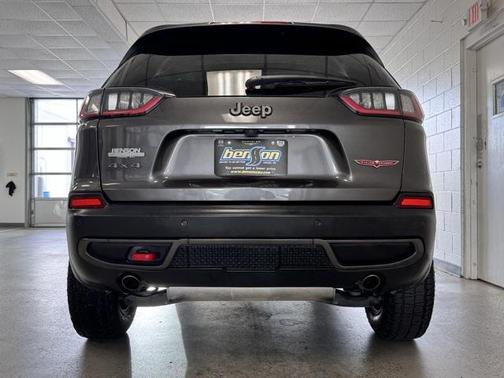 2021 Jeep Cherokee Trailhawk