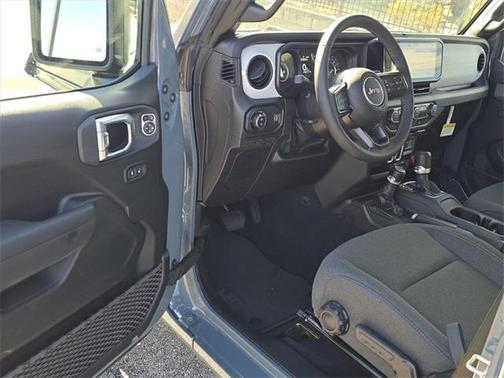 2026 Jeep Gladiator Sport S