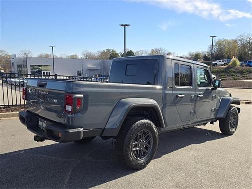 2026 Jeep Gladiator Sport S