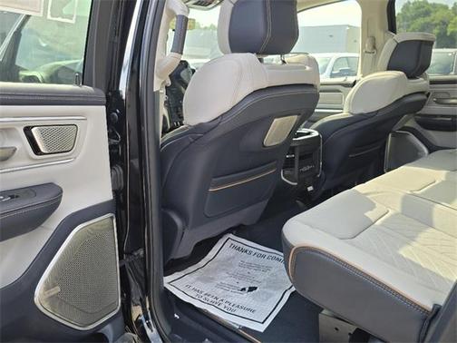 2025 RAM 1500 ST