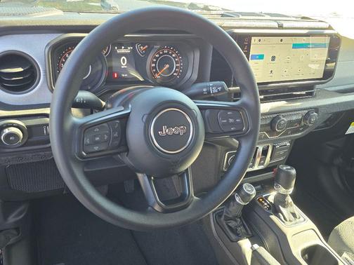 Black Clearcoat 2026 Jeep Wrangler Sport