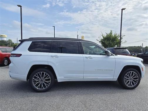 2025 Jeep Grand Cherokee L Summit Reserve