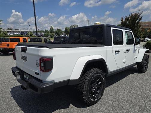 2025 Jeep Gladiator Willys