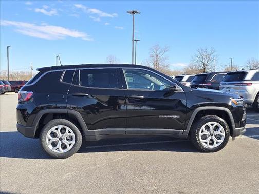 2025 Jeep Compass Sport