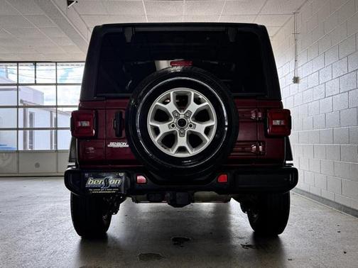 2021 Jeep Wrangler Unlimited Islander 4x4