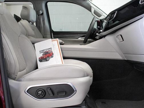 2022 Jeep Wagoneer Series III 4x4