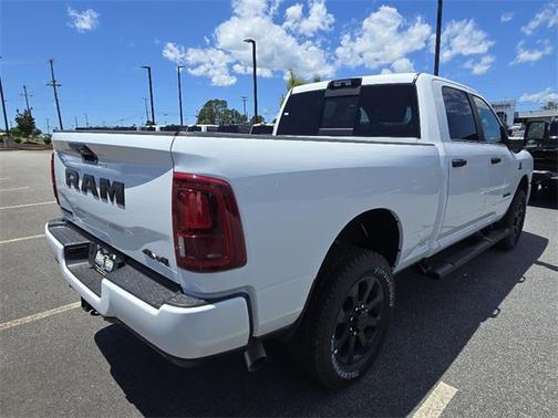 2025 RAM 2500 Big Horn Crew Cab 4x4 6'4' Box