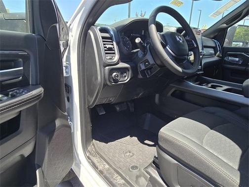 2025 RAM 2500 Big Horn Crew Cab 4x4 6'4' Box
