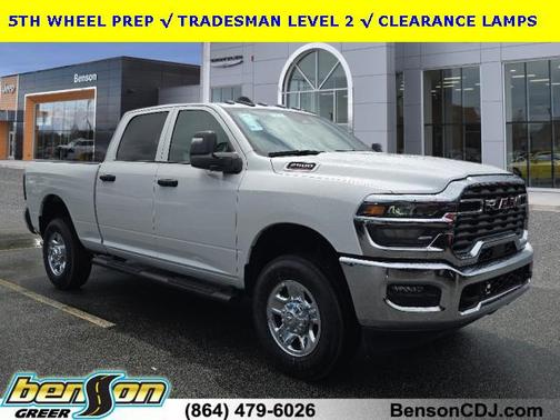 2025 RAM 2500 Tradesman Crew Cab 4x4 6'4' Box