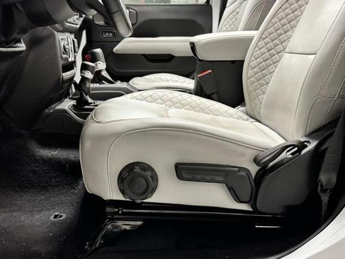 2023 Jeep Wrangler 4xe Sahara High Altitude