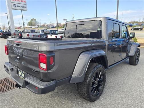 2025 Jeep Gladiator Nighthawk