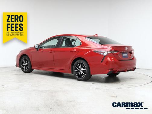 Red 2024 Toyota Camry SE