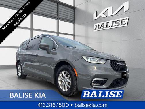 2022 Chrysler Pacifica Touring L