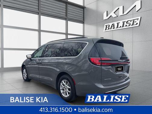 2022 Chrysler Pacifica Touring L