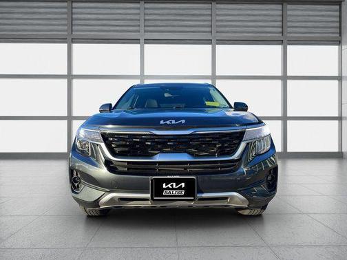 2023 Kia Seltos EX