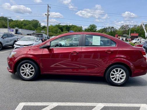 2017 Chevrolet Sonic LT