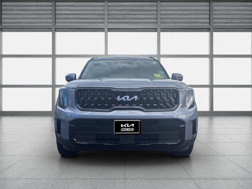 Everlasting Silver 2024 Kia Telluride EX X-Line