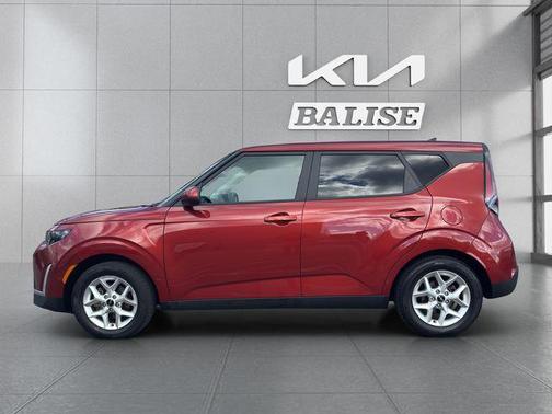 Mars Orange 2023 Kia Soul LX
